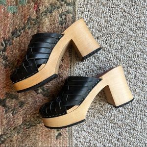 Swedish Hasbeens Clogs with Leather Upper like new